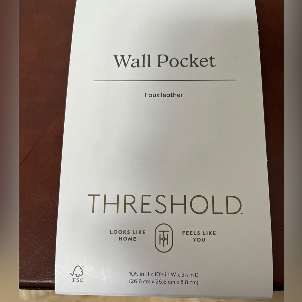 NWT Threshold Faux Leather Wall Pocket - Picture 5 of 11